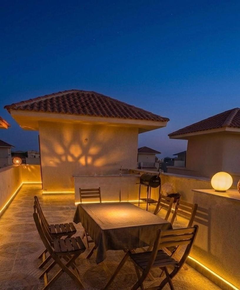 Night, View (from property/room), Balcony/Terrace
