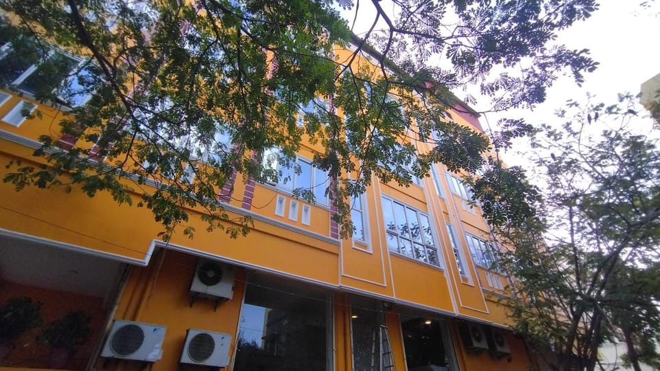 Chaplin Hotel Hotel in Puducherry
