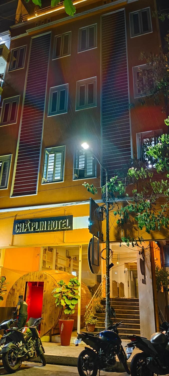 Property building, Night, Street view, Location, Parking