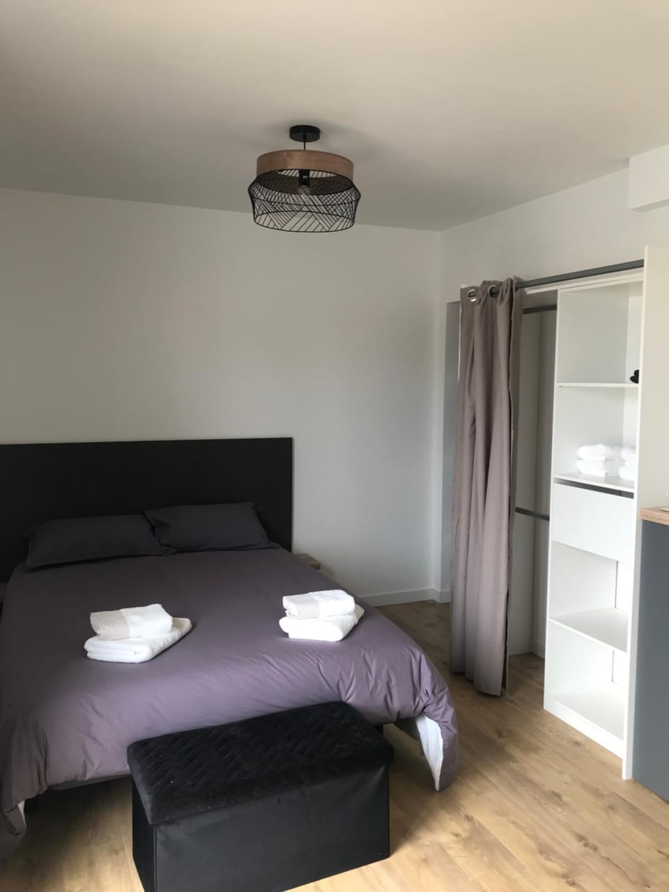Bedroom, wardrobe