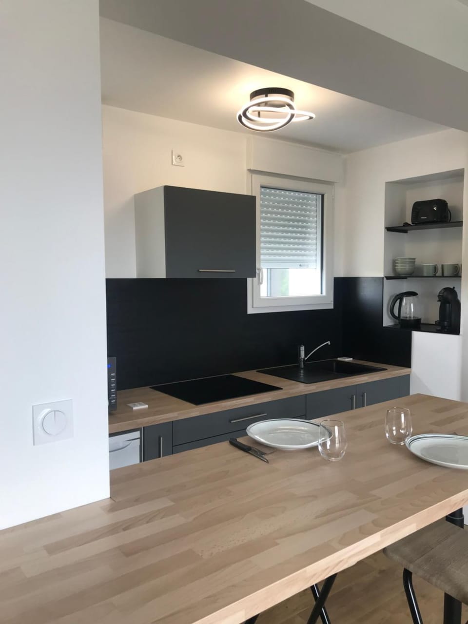Kitchen or kitchenette