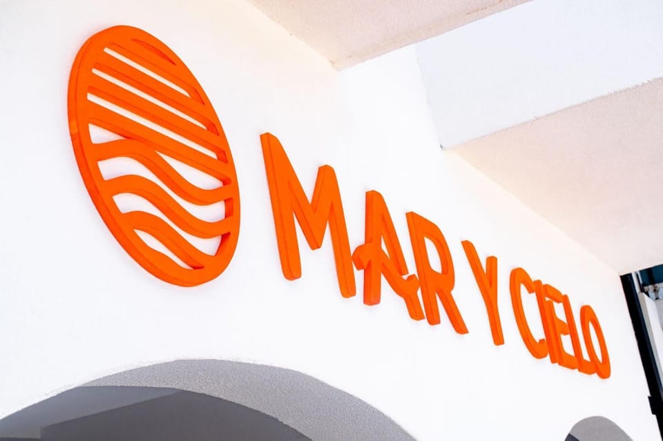 Mar y Cielo Hotel in Necochea
