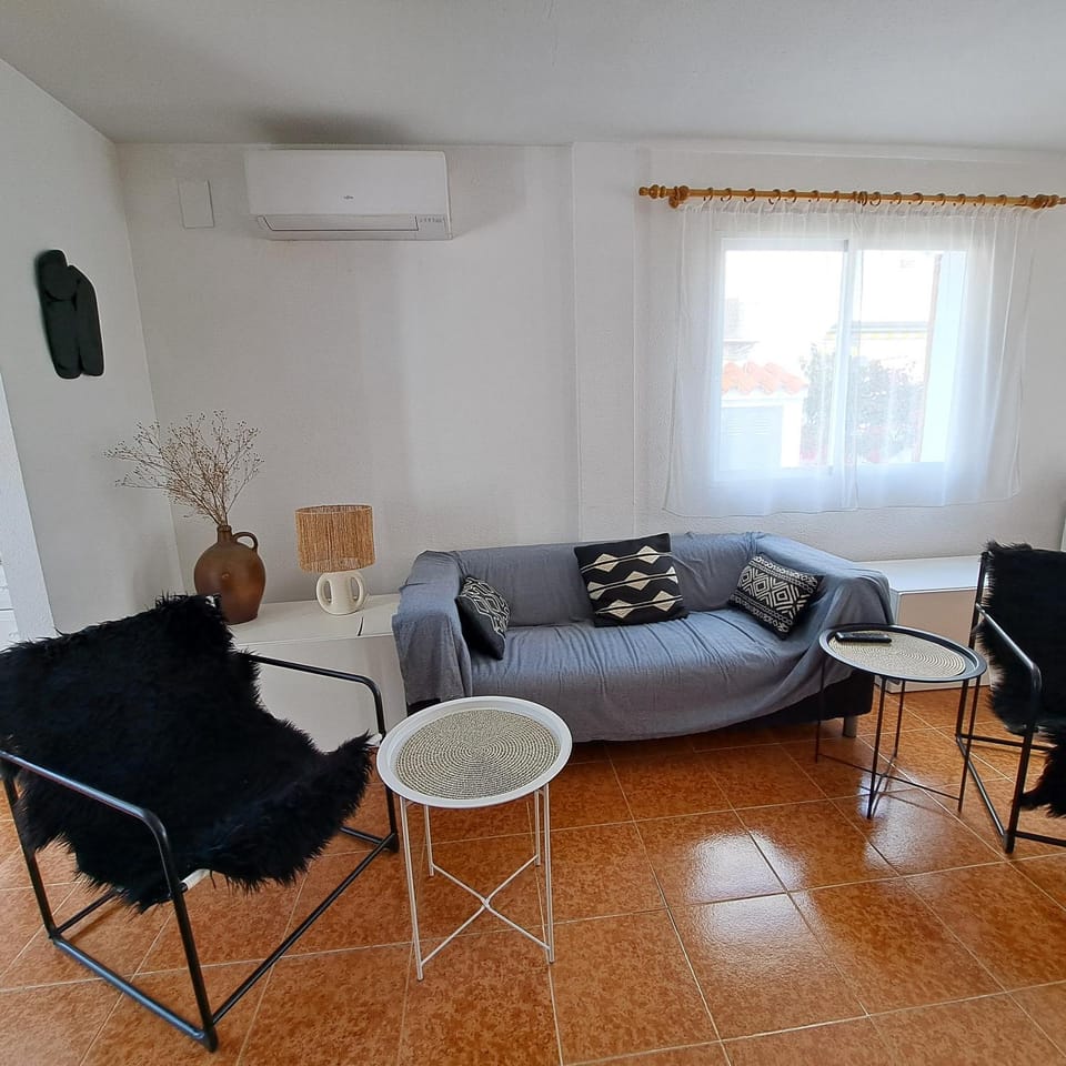 Casa Elisa 3 bedrooms 2 bathrooms 4 airco's shared pool House in Alcossebre