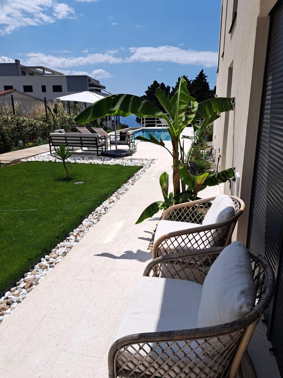 Property building, Swimming pool