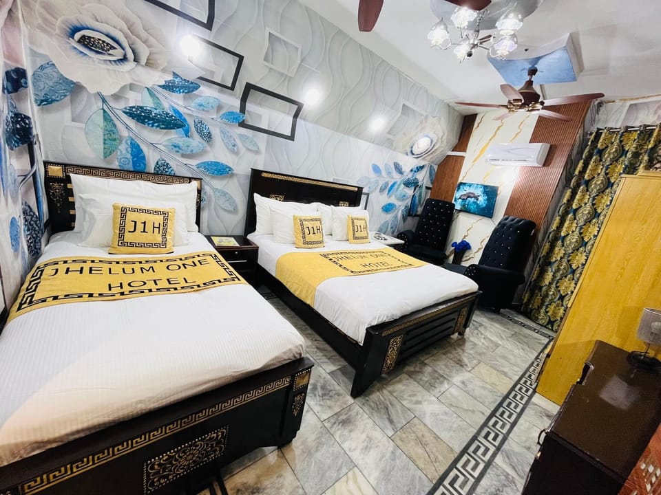 Jhelum One Hotel, Shandar Chowk Hotel in Punjab