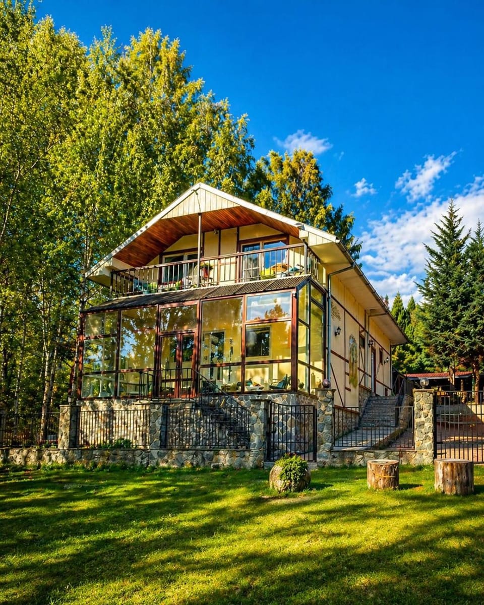 Apfelhaus Poiana Marului Nature lodge in Serbia