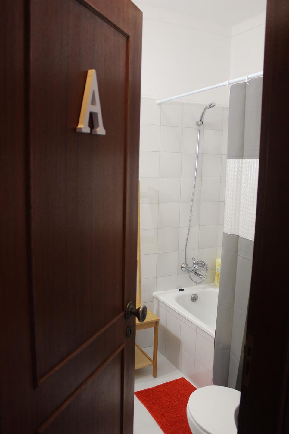 Shower, Bathroom, Decorative detail, Bath, towels