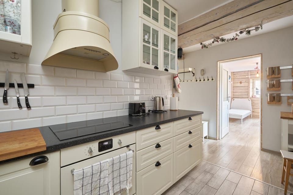 Kitchen or kitchenette, dishwasher, pet friendly, stove