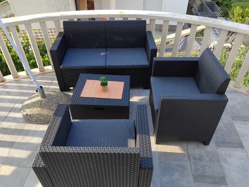 Balcony/Terrace, Seating area