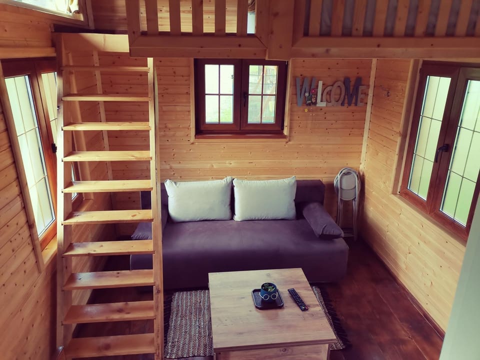 Cazare la Vama Buzăului - Căsuța Festung Campground/ 
RV Resort in Brașov County
