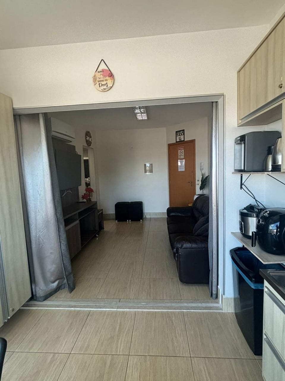 Apartamento confortável em caldas novas com espaço aquático, 6 piscinas , 3 hidromassagem , Bar e Restaurante , Sauna , espaço kids Apartment in State of Goiás