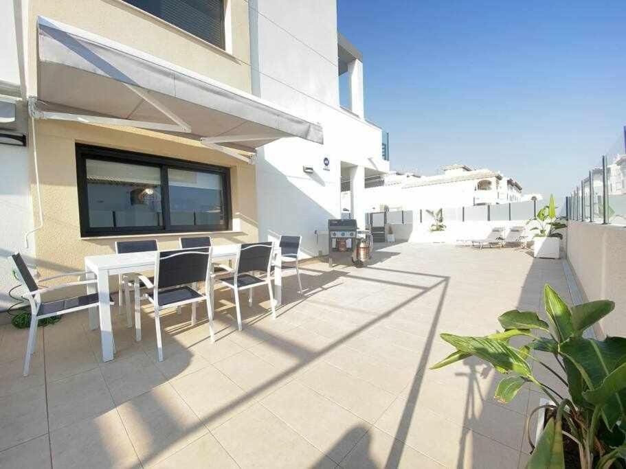 Groundfloor Pink Ciñuelica Apartment in Vega Baja del Segura