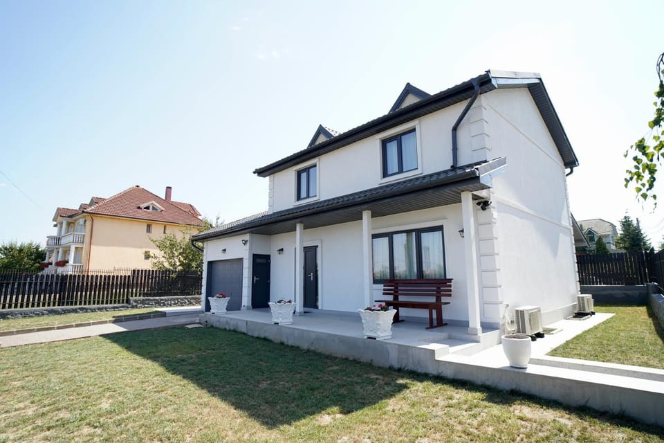 Casa Canadiana Villa in Hungary