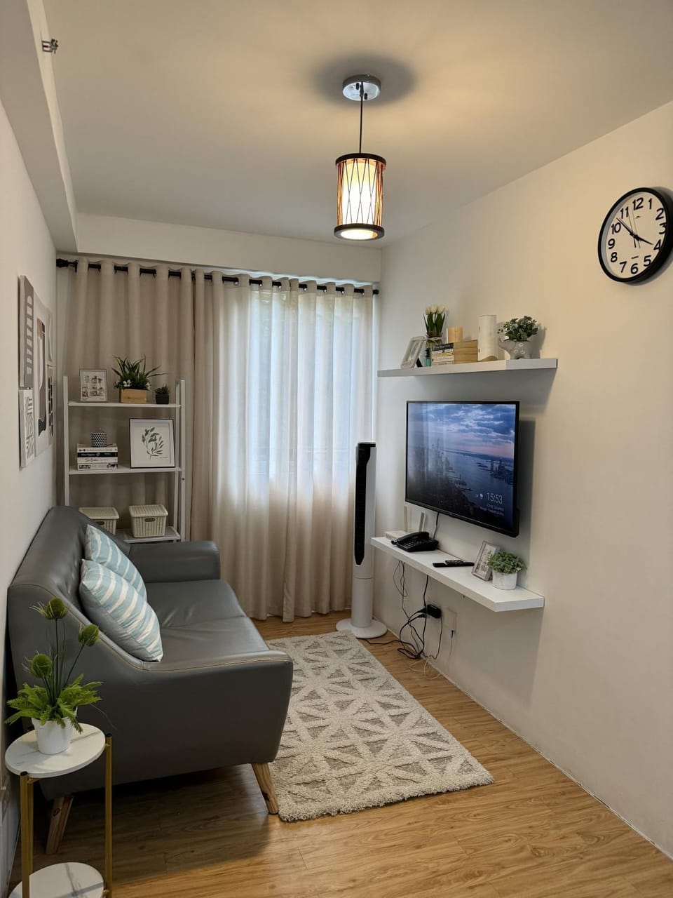 TV and multimedia, Living room, Seating area