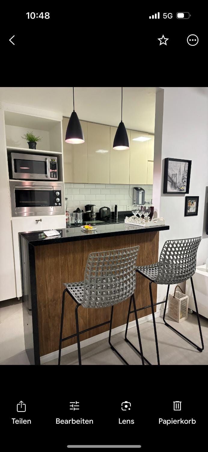 Apt perto da praia c vaga e arrumadeira e janelas anti ruídos Apartment in Rio de Janeiro