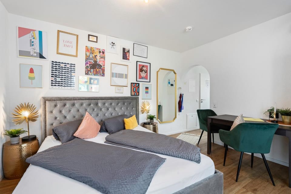 Bed, Photo of the whole room, Bedroom