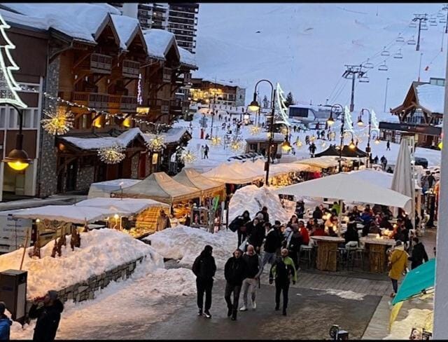Résidence Les Hauts Lieux - Joli studio 4 personnes à Tignes au pied des commerces et proche des pistes dans le quartier du Rosset. Charmant studio cabine MAE-2137 Cabin in Tignes