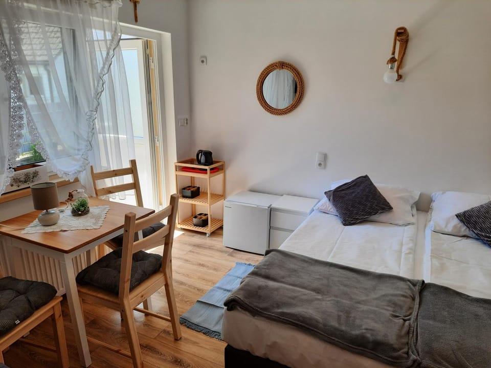 Dining area, Bedroom