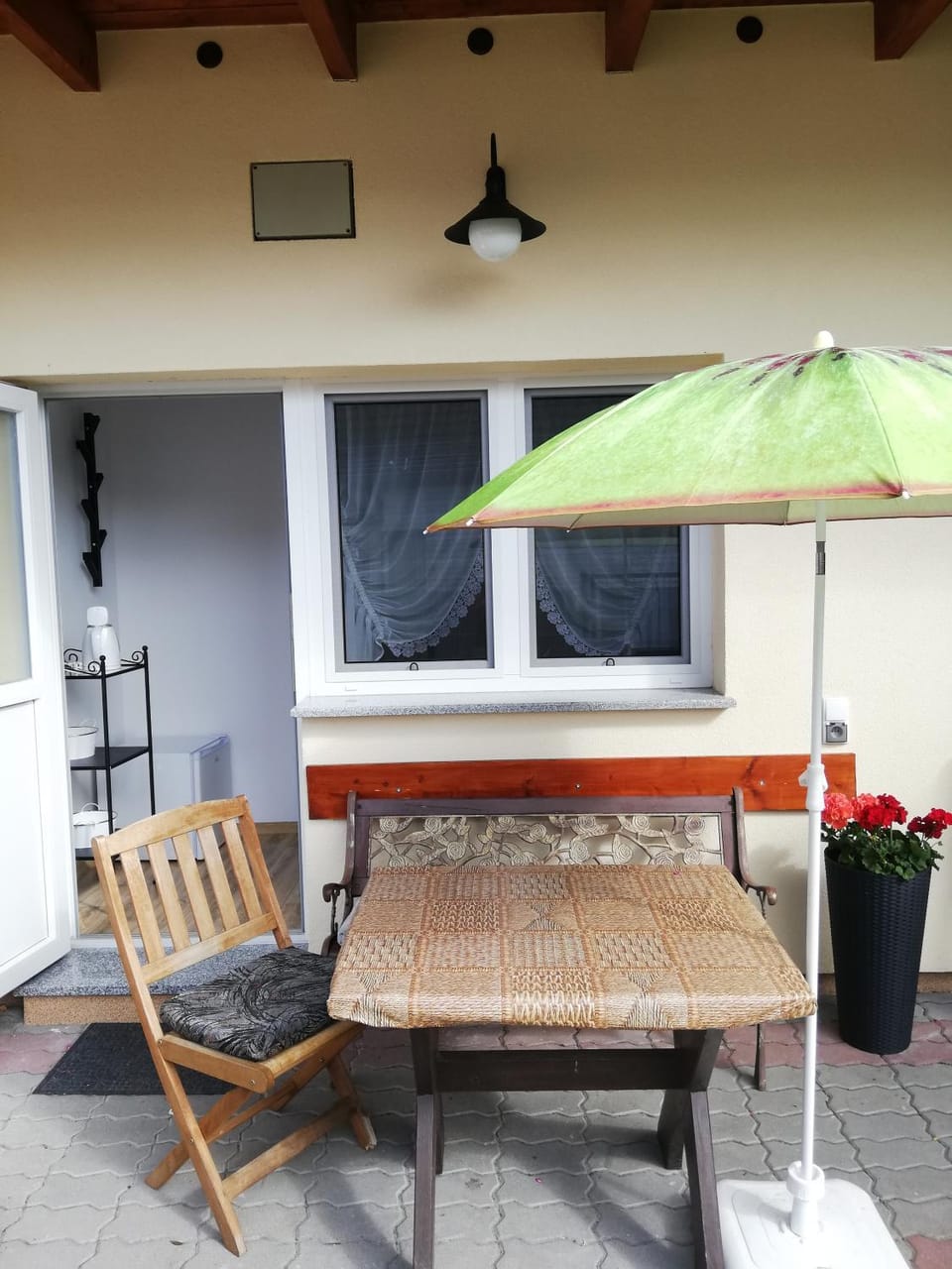 Patio, Seating area, Dining area