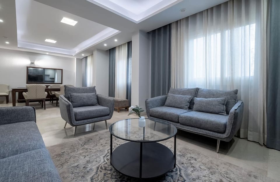 Living room, Seating area
