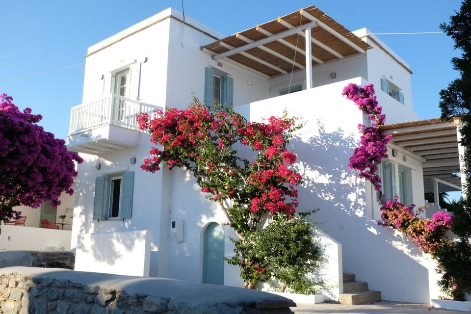 ARK Tinos Apartment in Decentralized Administration of the Aegean