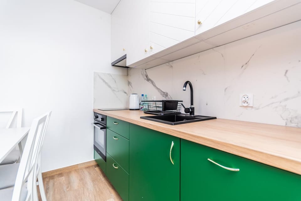 Kitchen or kitchenette, pet friendly, stove