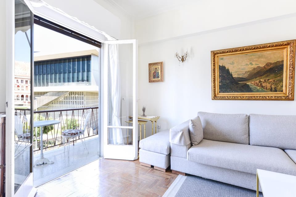 Day, View (from property/room), Balcony/Terrace, Living room, Seating area