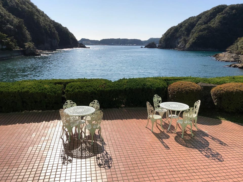 Neighbourhood, On site, Sea view
