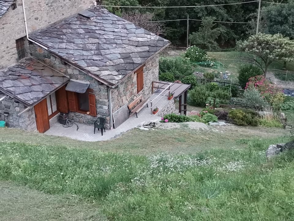 Al Drit Bed and Breakfast in Aosta Valley, Italy