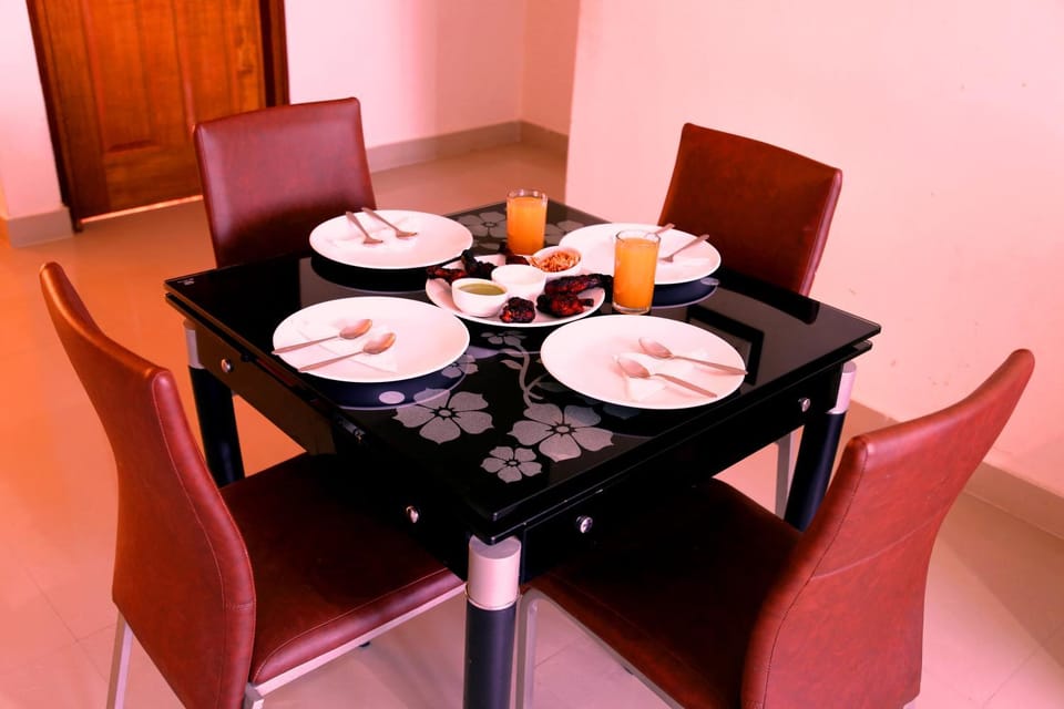 Dining area, Food, Breakfast