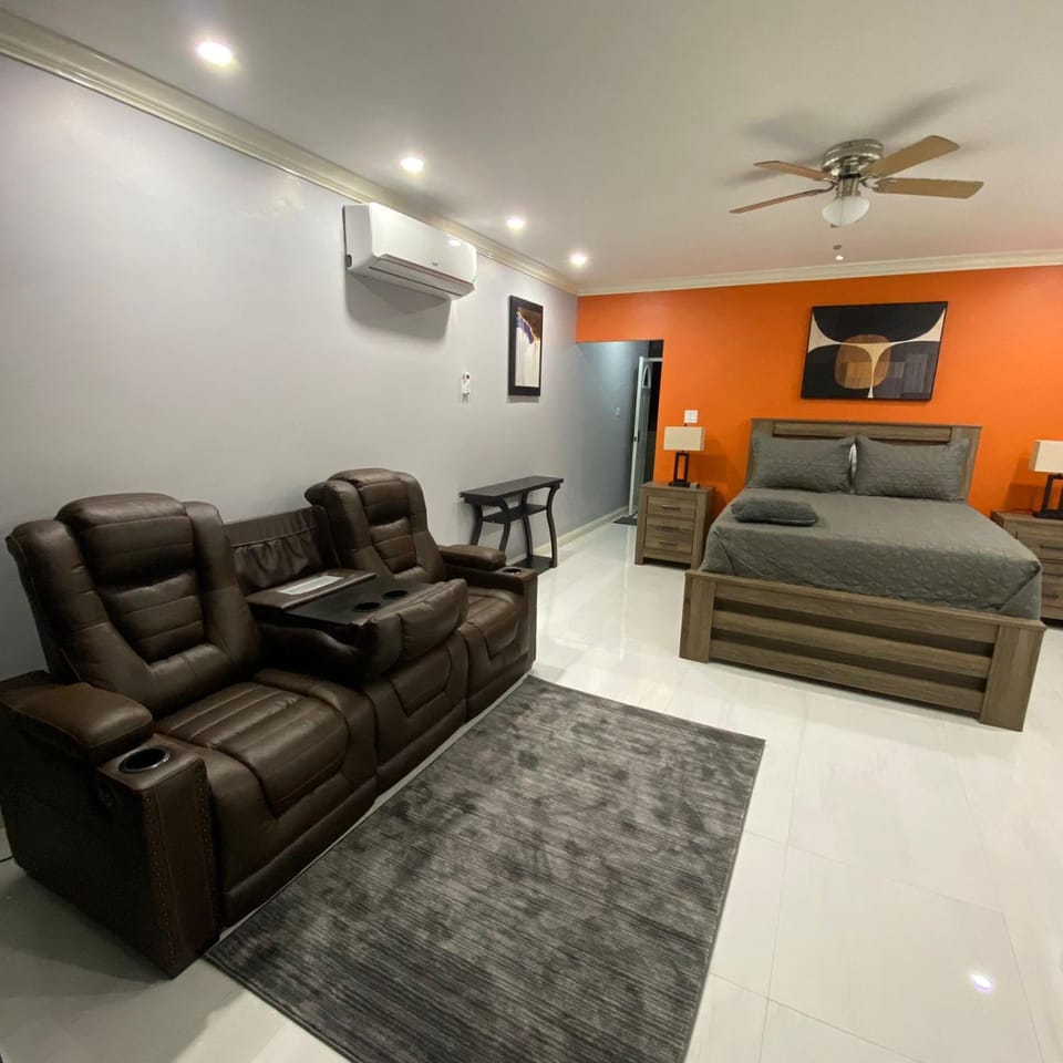 K&S luxury apartments Apartment in Montego Bay