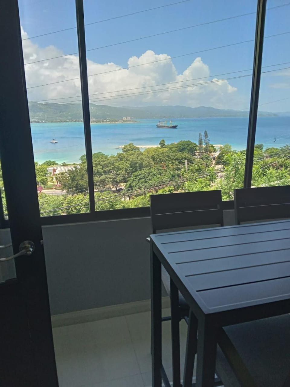 K&S luxury apartments Apartment in Montego Bay