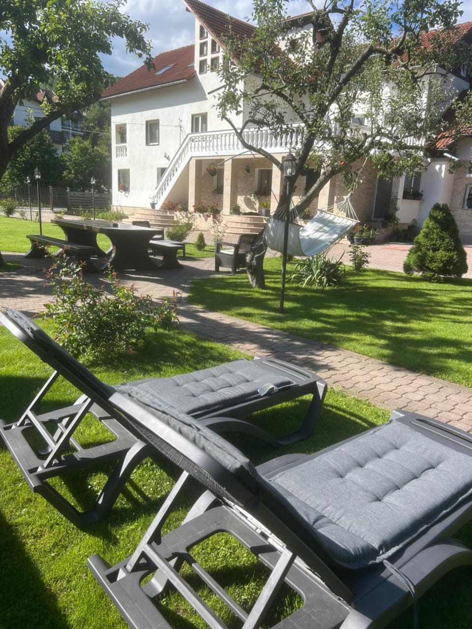 Pensiunea Ionela Bed and Breakfast in Brașov County