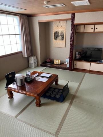Shingu Central Hotel Bed and Breakfast in Japan