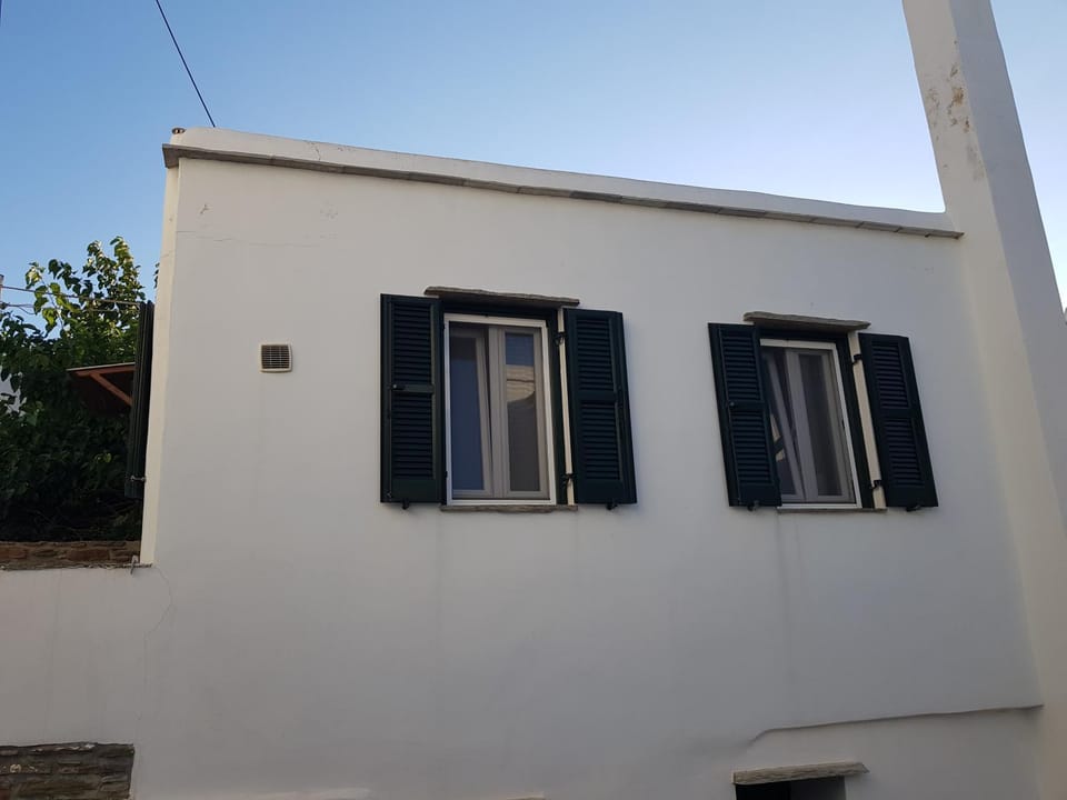 GUEST HOUSE KALLIOPI House in Decentralized Administration of the Aegean