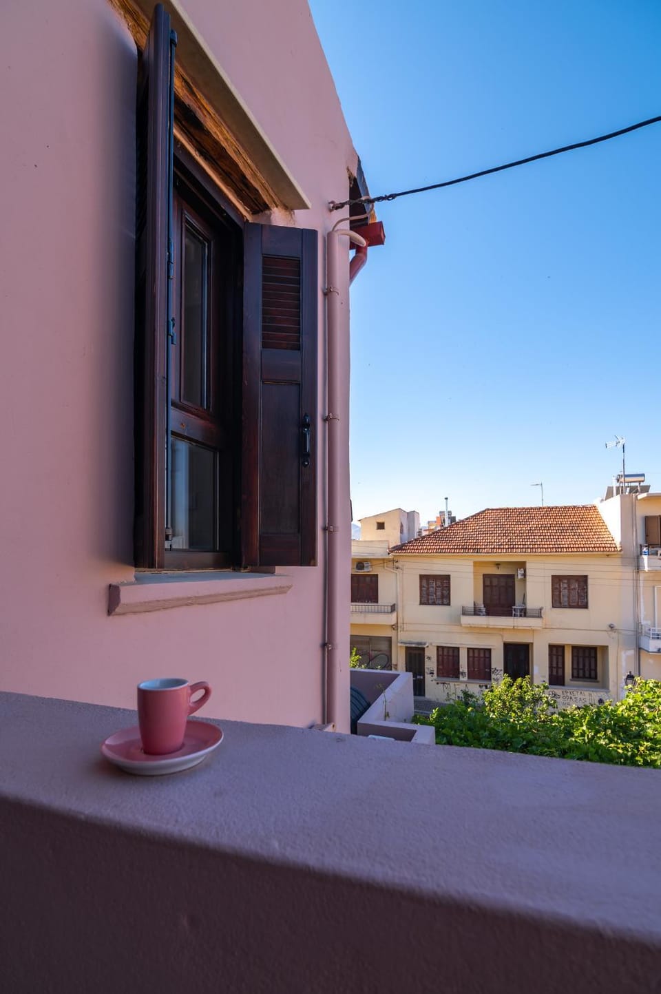 Balcony/Terrace, Quiet street view