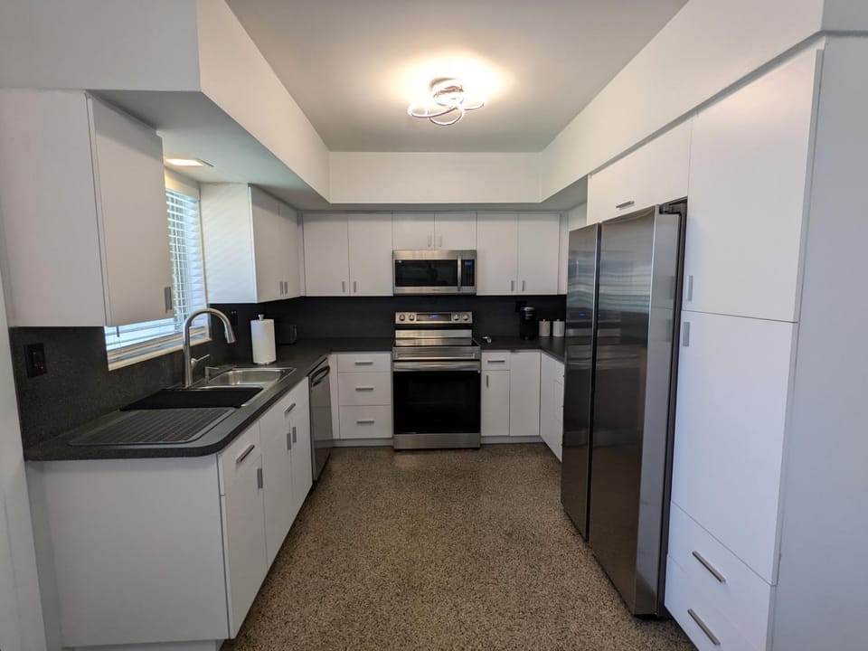 Coffee/tea facilities, View (from property/room), View (from property/room), Kitchen or kitchenette, Garden view, Garden view, dishwasher, hair dresser, minibar, pet friendly, pet friendly, stove, stove, toaster, toaster, air conditioner, air conditioner