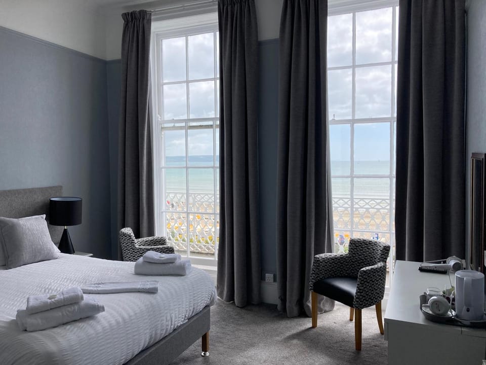 Norfolk Hotel Bed and Breakfast in Weymouth
