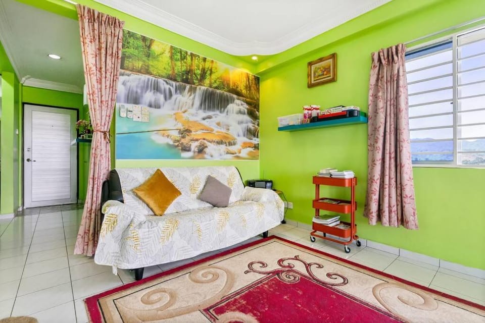 3 scenic air cond bedrooms, near Bandar Rawang Apartment in Selangor, Malaysia