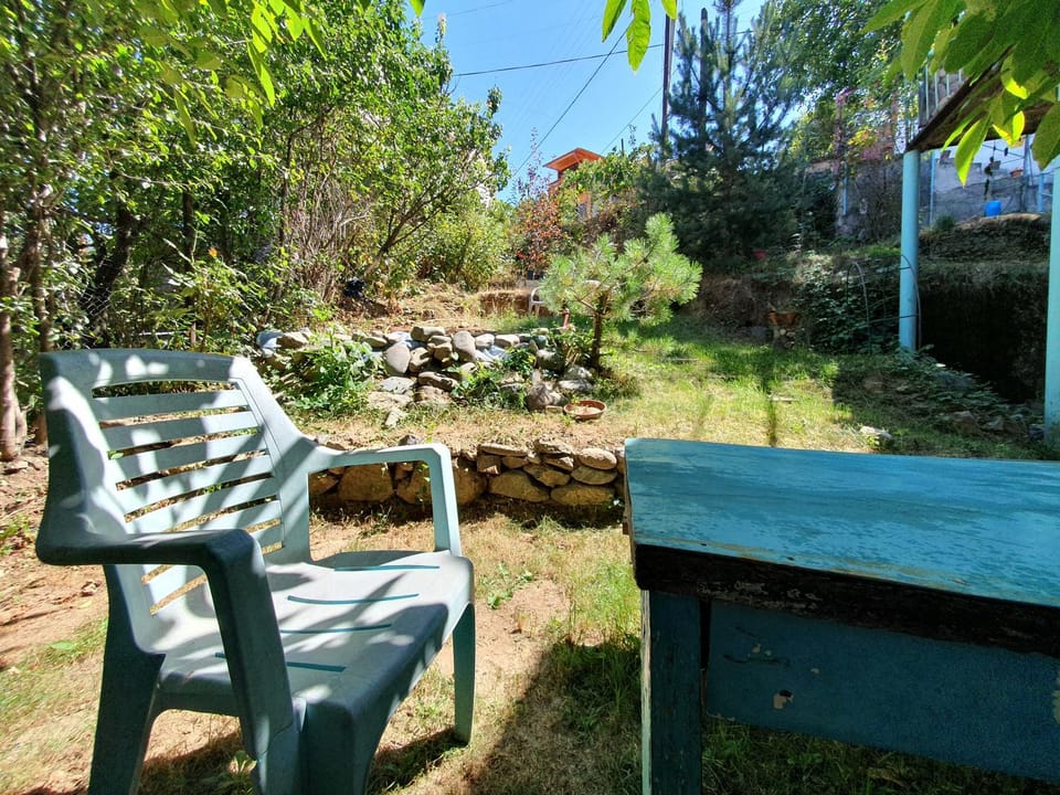Garden, Dining area, Garden view