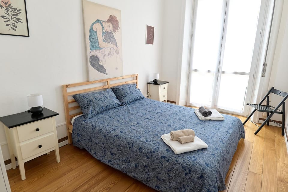 Bed, Bedroom