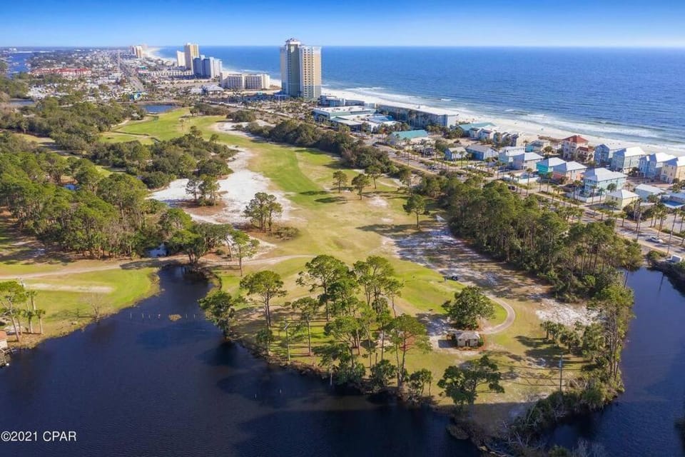 Spacious, cozy 2brd /2bath condo - LakeTown Wharf Apartment in Panama City Beach