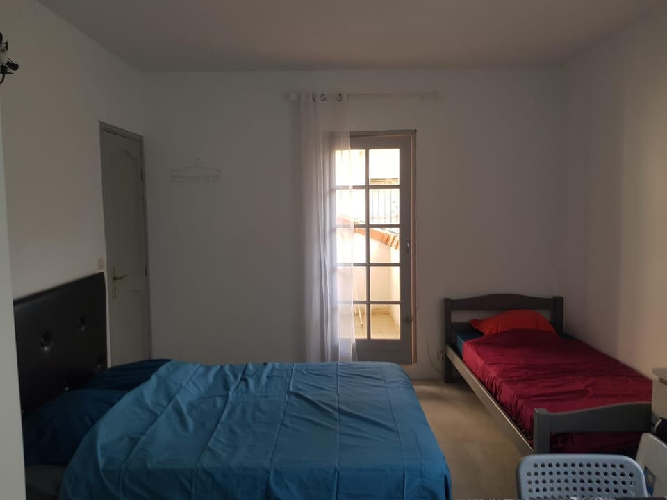 studio pour 3 personnes au calme dans villa Apartment in Nice