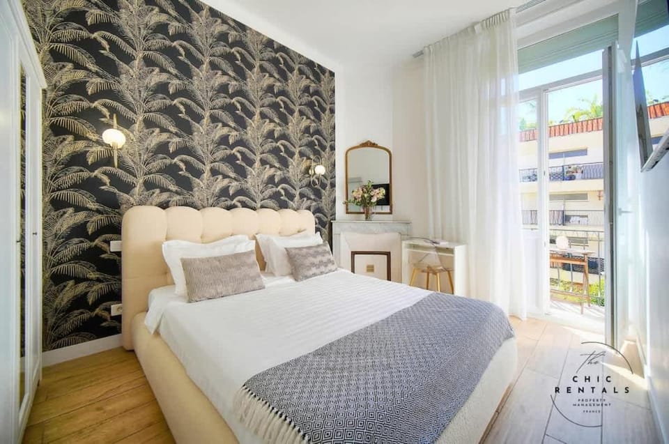 Deja Blue - Beautiful 4 beds & 4 baths, 10min from Palais, 4 stars residence Apartment in Cannes