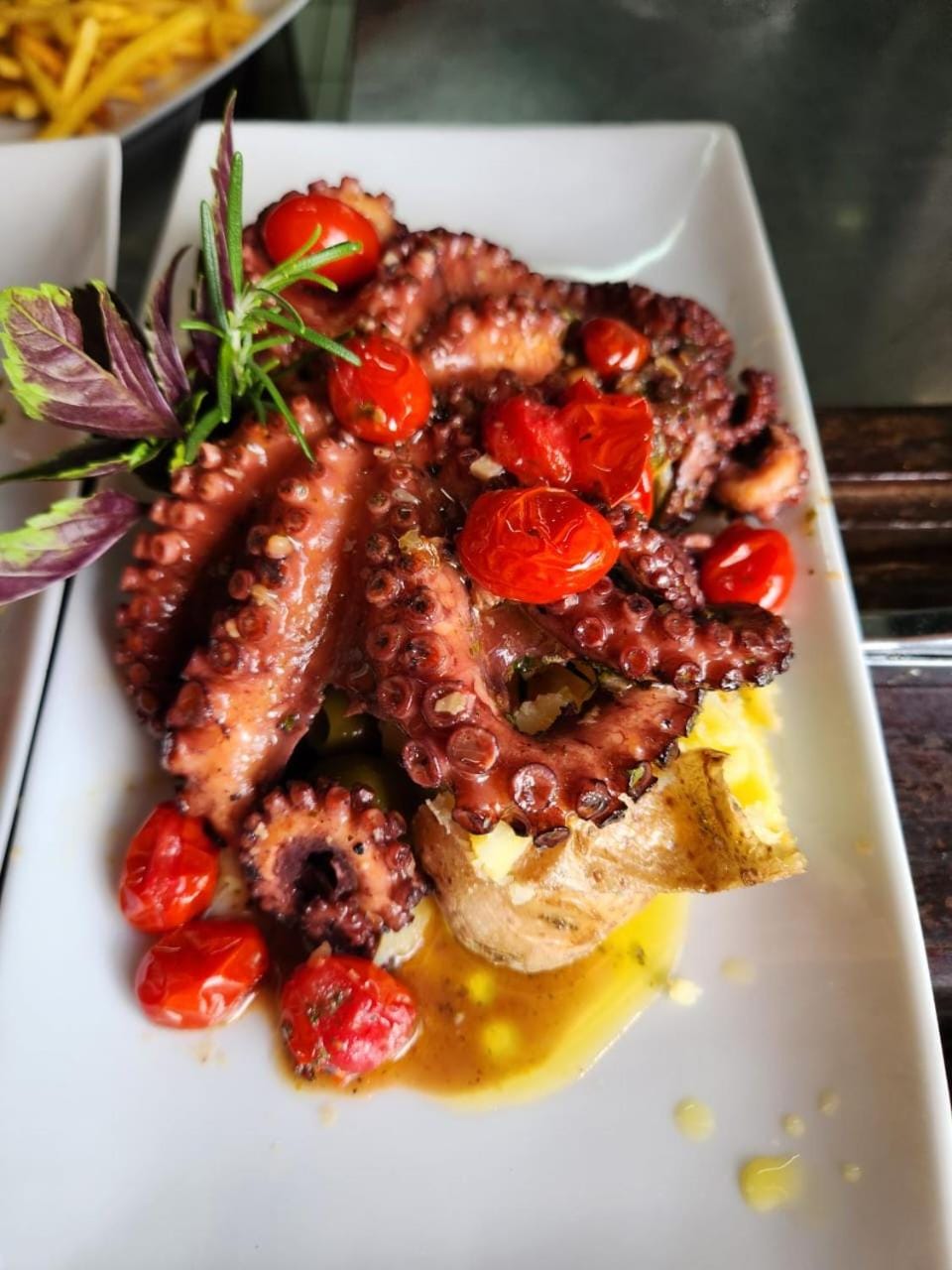 Restaurant/places to eat, Food and drinks, Lunch, Dinner