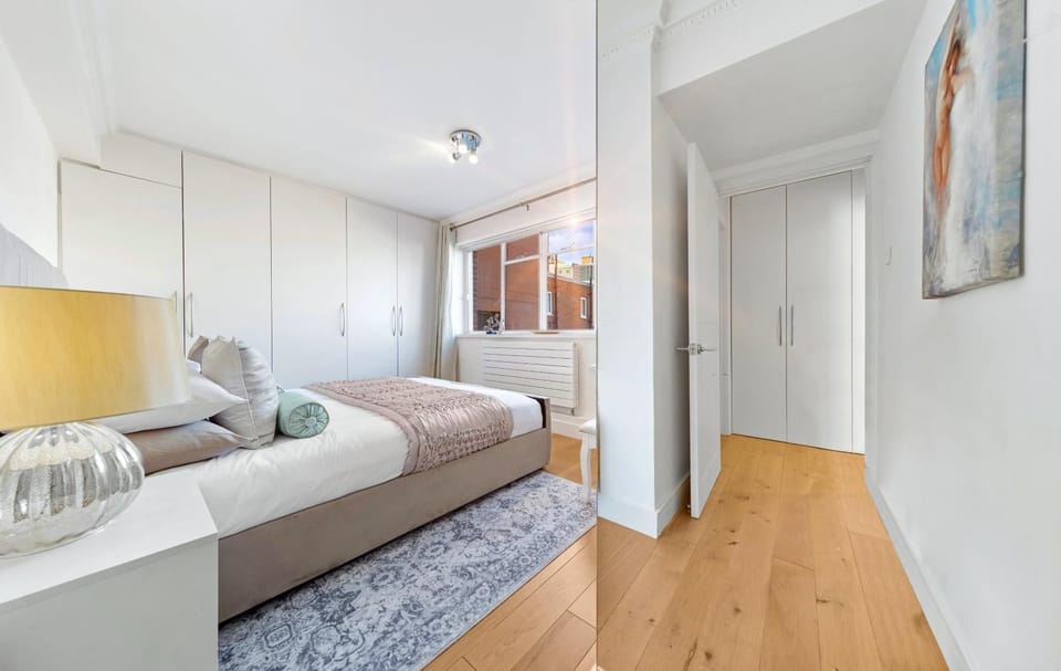 PANORAMIC Apartment with Terrace on HARRODS Apartment in City of Westminster