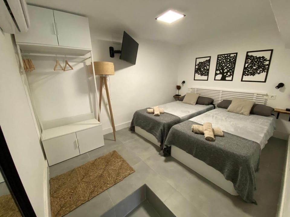 DUPLEX TORREMOLINOS 2 DORM / 2 WC Apartment in Torremolinos