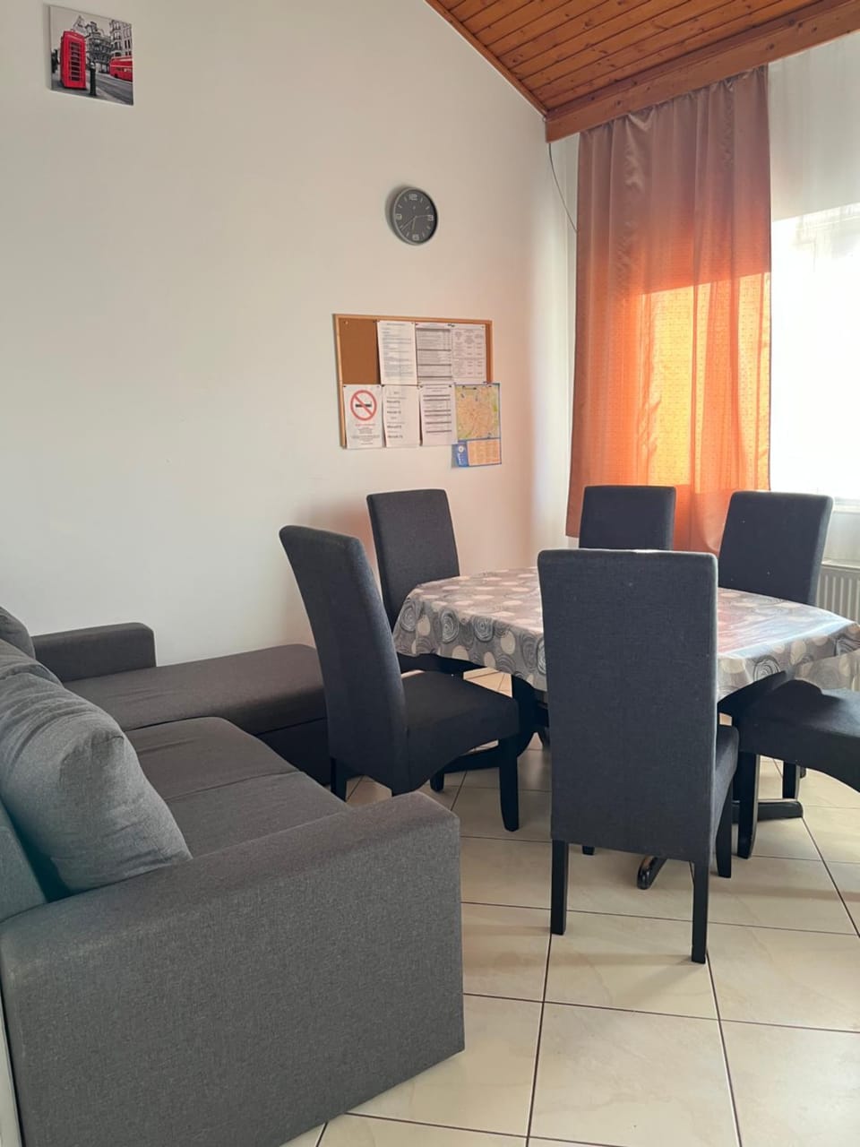 Living room, Dining area