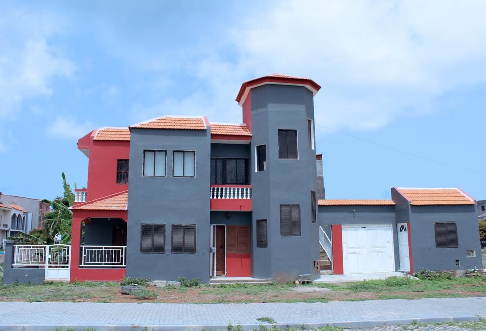 Property building, Day