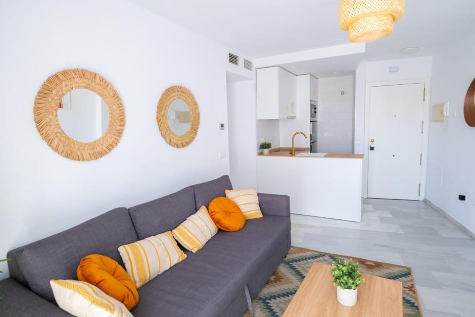 OLLETAS PARKING Apartment in Malaga